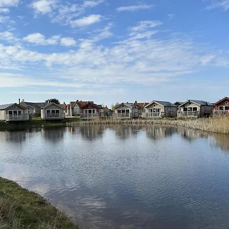 Sandy Bay Hideaway - Part Of The The Bay Village With Pool, Gym And Direct Access, Pub, Restaurant, Tennis And Meadows Walks Hébergement de vacances