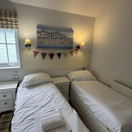 Sandy Bay Hideaway - Part Of The The Bay Village With Pool, Gym And Direct Access, Pub, Restaurant, Tennis And Meadows Walks Nyaraló *