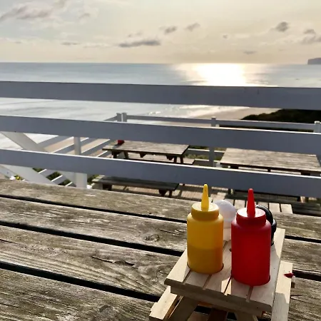 Sandy Bay Hideaway - Part Of The The Bay Village With Pool, Gym And Direct Access, Pub, Restaurant, Tennis And Meadows Walks Filey