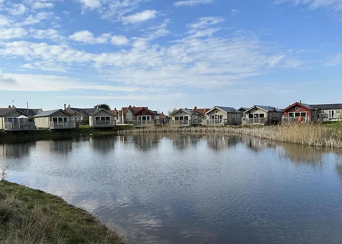 Sandy Bay Hideaway - Part Of The The Bay Village With Pool, Gym And Direct Access, Pub, Restaurant, Tennis And Meadows Walks Hébergement de vacances